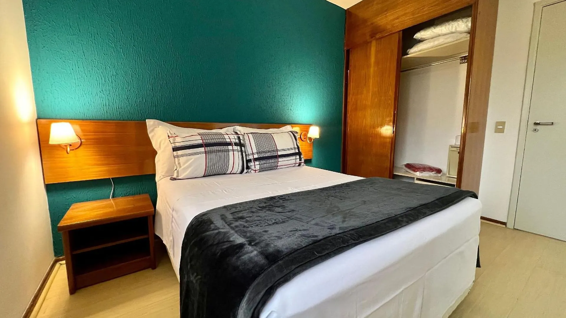 Qi Intelligence Ibirapuera Moema Internet Rapida Apartman São Paulo 0*,  Brazília